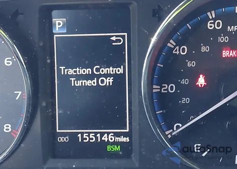 2018 Toyota Rav4 Limited z USA, uszkodzony, nr VIN JTMYFREVXJD112924